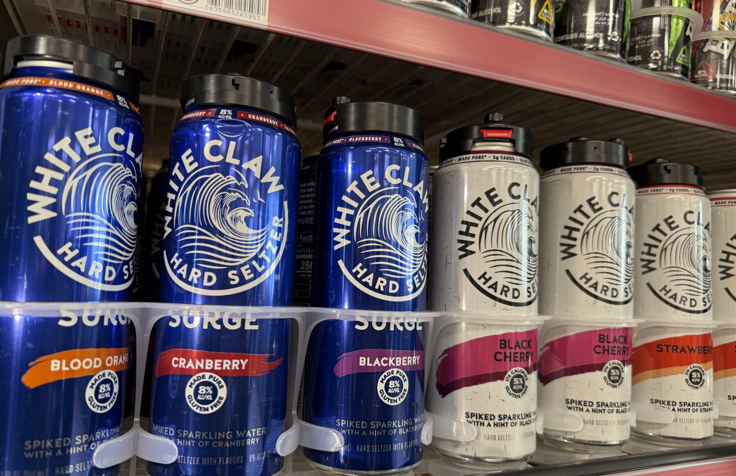 Image 23 scaled e1737646250407 Scorpi-Can anti-theft security system protecting canned beverages on a retail store shelf